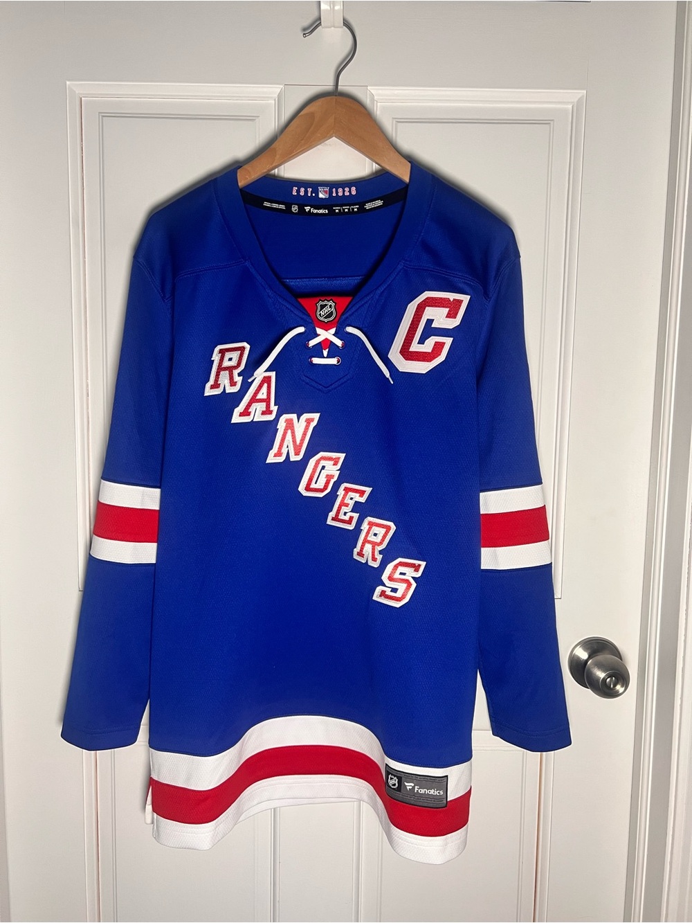 Women’s Medium Jacob Trouba New York Rangers Captain Jersey Fanatics NHL